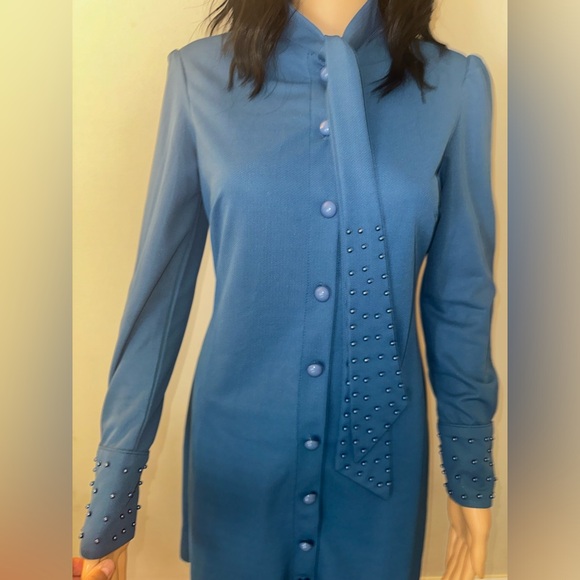 Formal Suit - Picture 2 of 5